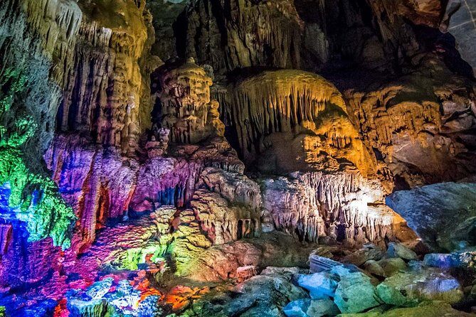 PHONG NHA CAVE- PARADISE CAVE FULL DAY FROM DONG HOI or PHONG NHA - Who Should Book This Tour?