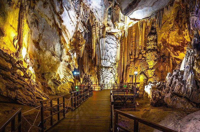 Phong Nha Cave tour From Hanoi 1 Day - FAQs