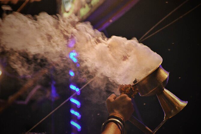 Photo Exploration of an Iconic and Spiritual City - Who Will Love This Tour?