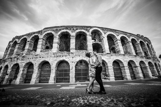Photo Service Of Couple, Family And Vacation - The Sum Up