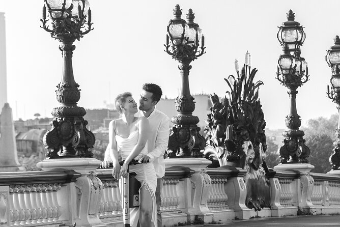 Photo Session in Paris 1 Hour Eiffel Tower - Tips for Posing