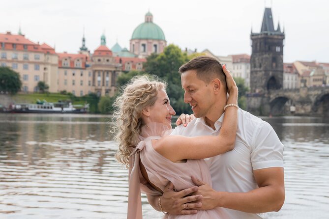 Photo Shoot for Couple in Prague - Reviews