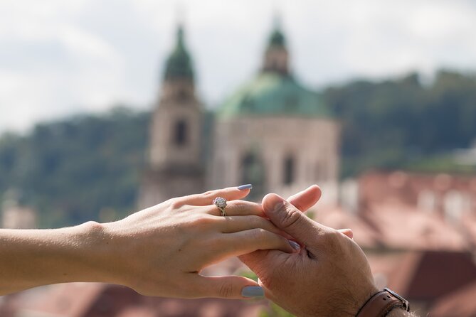 Photo Shoot for Couple in Prague - Inclusions