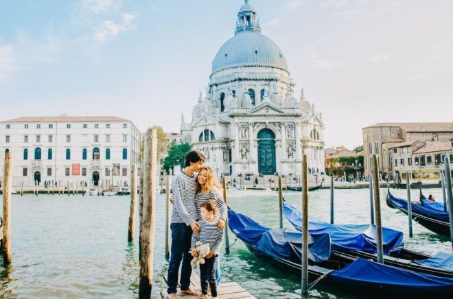 Photo Shoot With a Professional Photographer in Venice - Itinerary Details