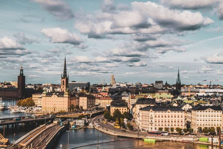 Photo Tour: Stockholm Islands Historical Day Tour - Tour Duration and Guide Availability