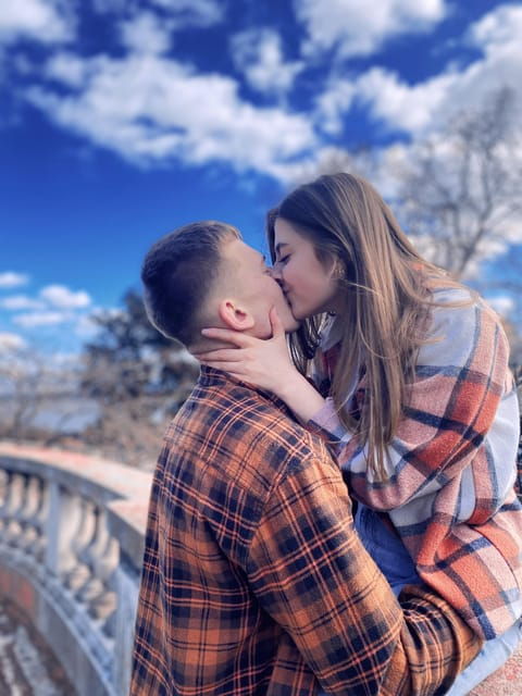 Photo Walk With a Film Camera in Paris - Whats Included in the Package