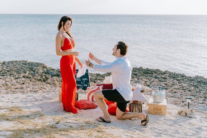 Photographer-Capture Memories in Aruba-Candid Photography Session - Who Is This Tour Best For?