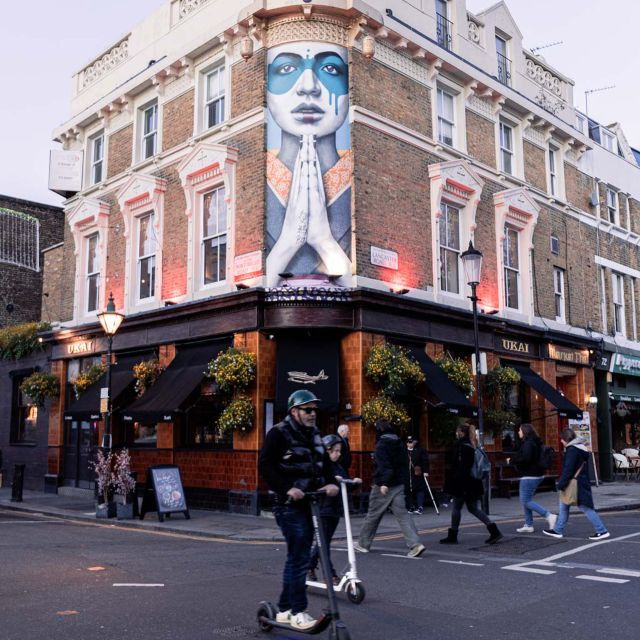 Photographic Tour Notting Hill - Inclusions