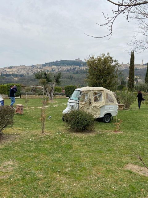 Photographic Tour of Assisi - Driver and Group Information
