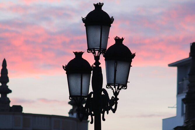 Photographic Tour to The Essence of Sevilla - Inclusions and Assistance