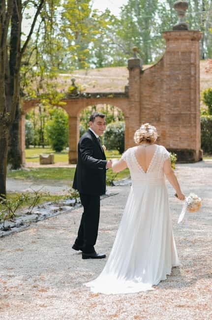 Photography Session in Mantua / Mantova Servizio fotografico - Exploring the Experience in Detail