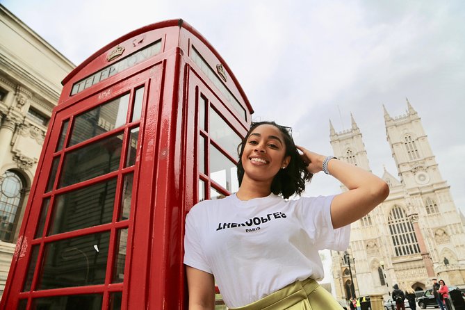 Photos at the Landmarks (Travel Photos) - Instagrammer-Led Photo Walk