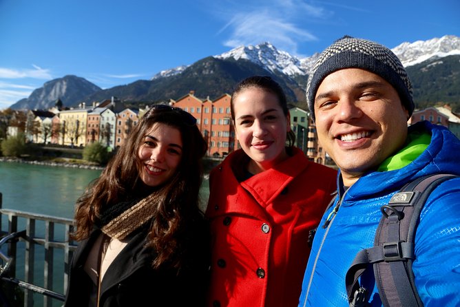 Photos at the Landmarks (Travel Photos) - Two Walking Routes North/South of Thames River