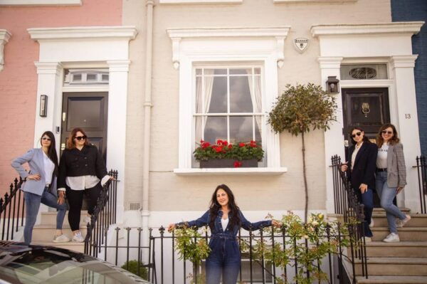 Photoshoot at Notting Hill,Covent Garden,St Paul Cathedral - Photograph Delivery and Sharing