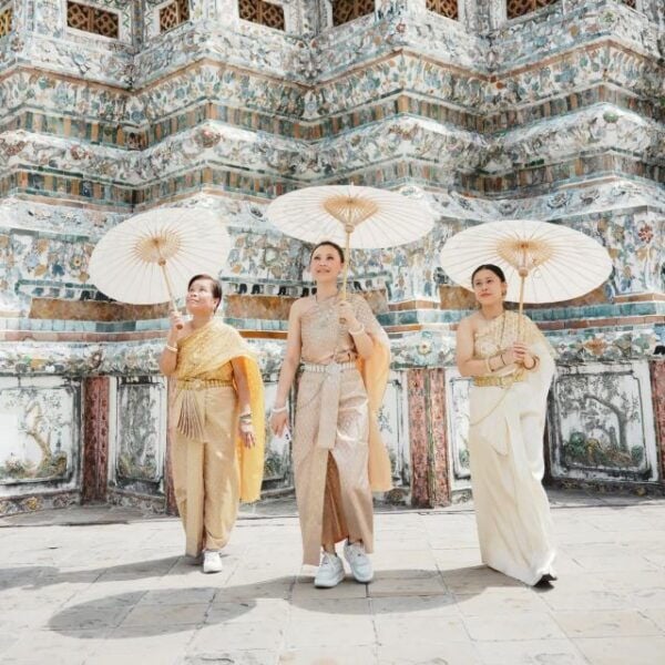 Photoshoot in Thai Costume - Highlights and Inclusions