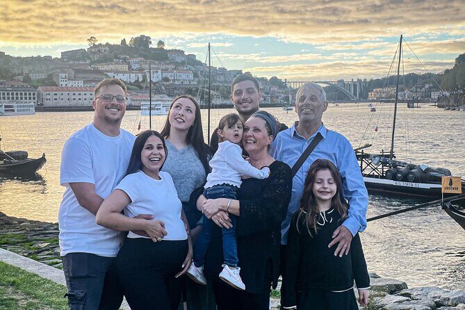 Photoshoot Session for Solo, Couples and Groups in Porto area - Who This Tour Is Perfect For