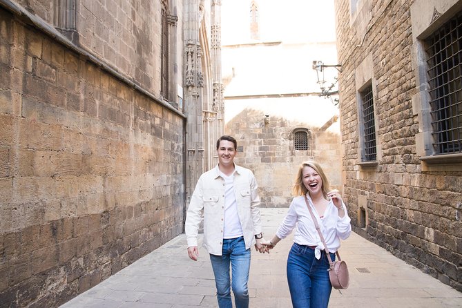 Photoshoot Tour in Barcelona Secret Corners - Tour Overview