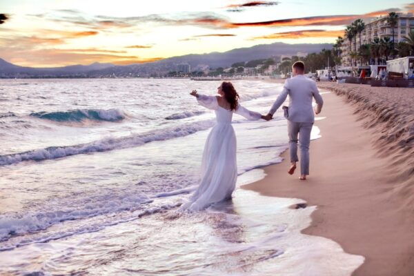 Photoshoot “Trash the Dress” in Nice, France - Booking Process and Policies