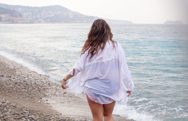 Photoshoot “Trash the Dress” in Nice, France - Meeting Point Details