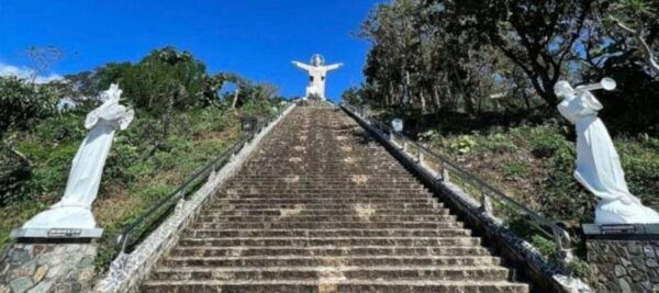 Phu My Port: Private Tour To Vung Tau Beach - Buddha Statues - Recommended Items to Bring