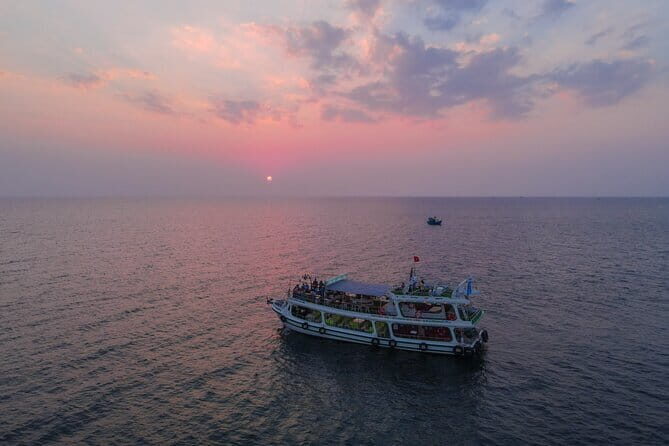 Phu Quoc Half-Day Tour with Sunset BBQ & Night Squid Fishing - What Makes This Tour Stand Out