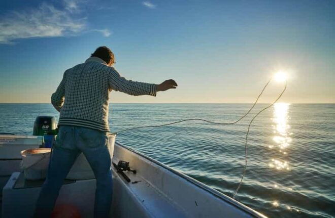 Phu Quoc Island: Fishing Squid Night Moon Boat Trip Tour - Experience Highlights