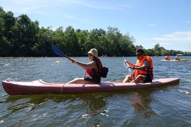 Phu Quoc Northern Island Kayak Adventure Day Trip - Authenticity and the Guide’s Role