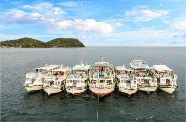 Phu Quoc: Snorkeling & Fishing in the South Island - Relaxation on May Rut Trong Island