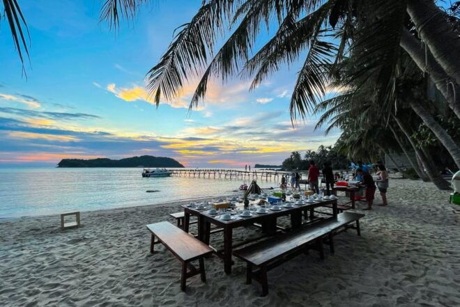 Phu Quoc: Snorkeling & Sunset BBQ Dinner on Island - Sunset BBQ Dinner Highlights