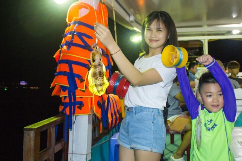 Phu Quoc Sunset and Night Squid Fishing with Dinner - FAQ