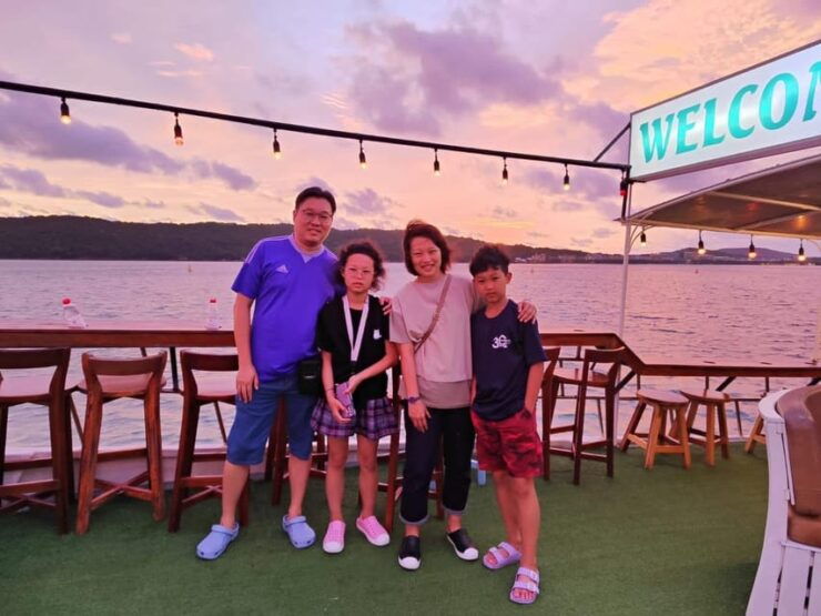 Phu Quoc: Sunset and Squid Fishing Boat Tour With Dinner - Experience Highlights