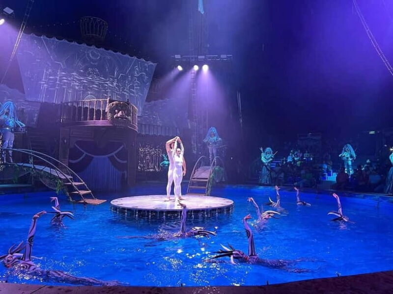 Phuket: Aqua Circus Admission Tickets - Phuket: Aqua Circus Admission Tickets — A Water-Show Wonder