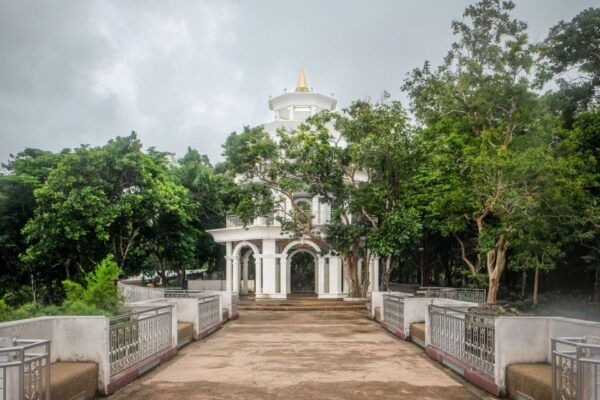 Phuket: Big Buddha, Wat Chalong and Town Guided Tour - The Sum Up
