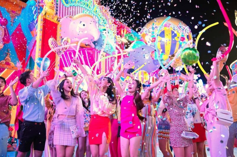 Phuket: Carnival Magic Show and Dinner Combo - The Sum Up