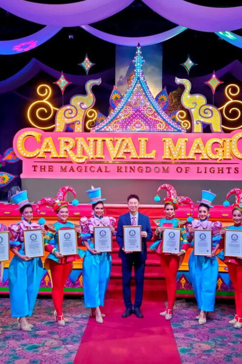 Phuket: Carnival Magic Show + Buffet Dinner - Additional Inclusions