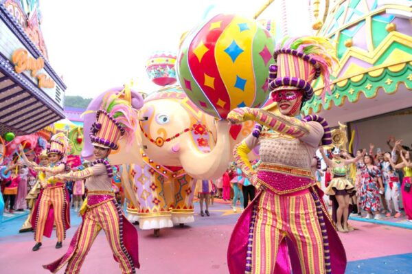 Phuket: Carnival Magic Ticket With Transfer Option - Recommendations