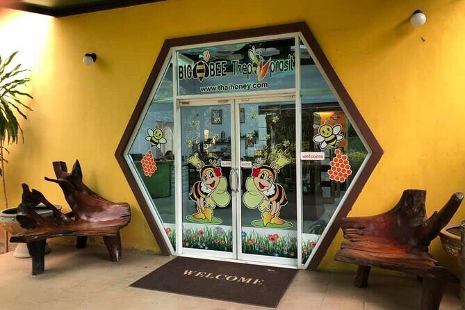 Phuket City Tour Sightseeing and Night Market Everyday - What to Expect: Logistics and Practicalities