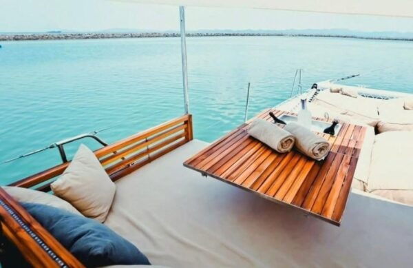 Phuket: Coral and Racha Islands Hype Luxury Catamaran - Indulge in a Buffet of Tapas, Thai Food, and Sushi