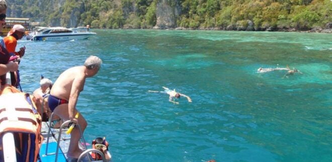 Phuket: Coral Bay and Phi Phi Tour by Big Boat With Lunch - Payment Details