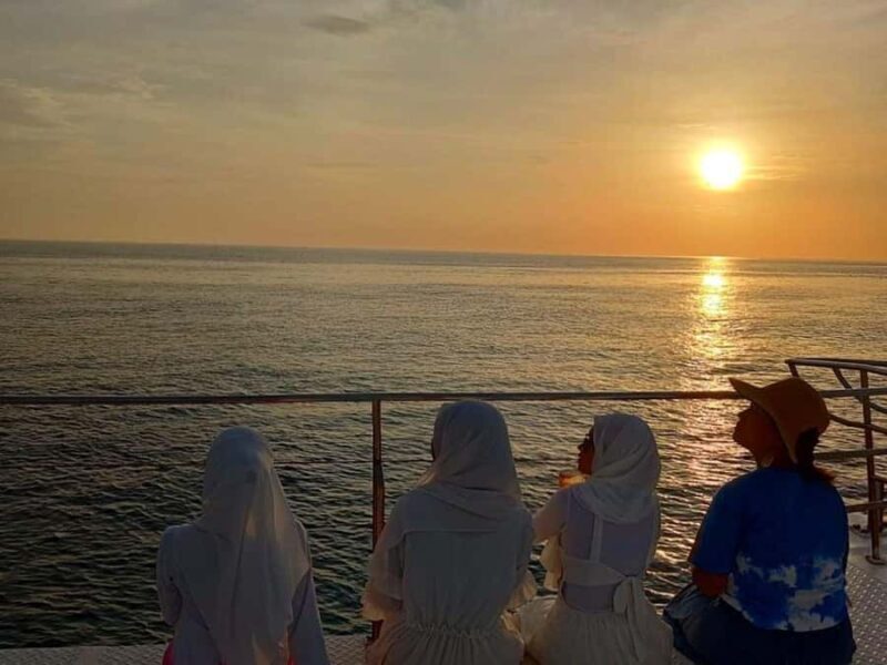 Phuket: Coral Island by Catamaran Yacht with Sunset Dinner - Good To Know