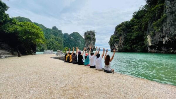 Phuket: Day Trip To Phi Phi, Maya and James Bond Islands - Travel Tips for Visitors