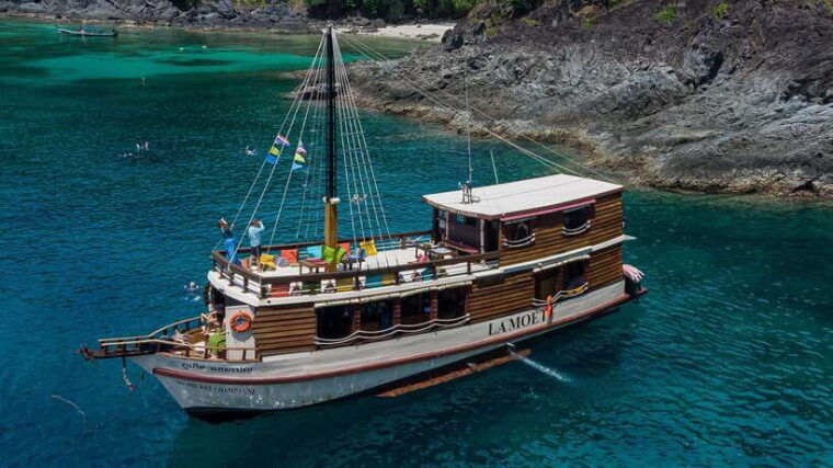 Phuket: Escape the Crowds on Relaxing Boat (Snorkelling) - Immersive Onboard Experience