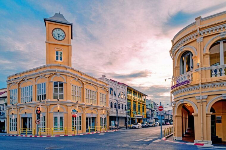 Phuket: Flavours of the South Guided Food Tour - Local Interaction