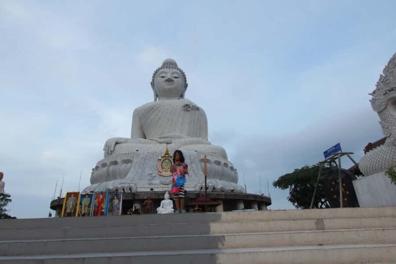 Phuket foodie tour+ Thai cooking class + Local food tasting - Visiting Chalong Temple and Big Buddha