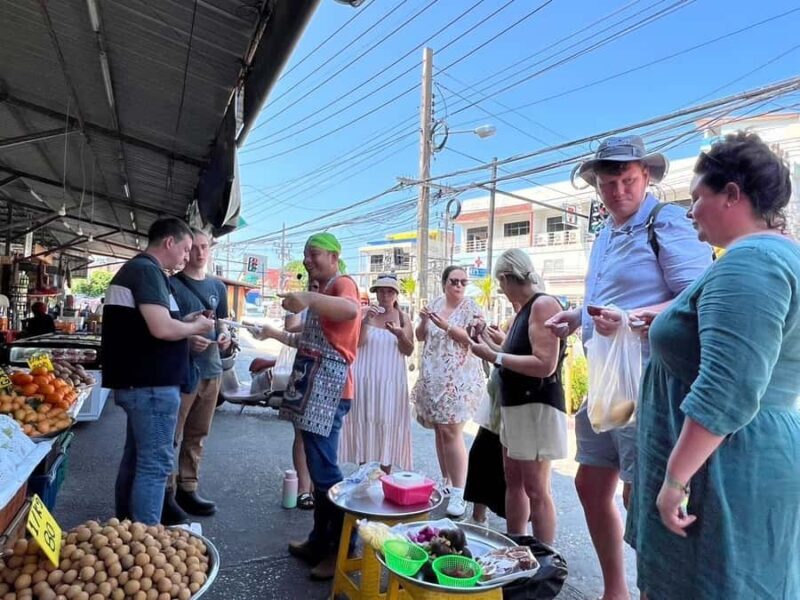 Phuket foodie tour+ Thai cooking class + Local food tasting - Dinner and Farewell