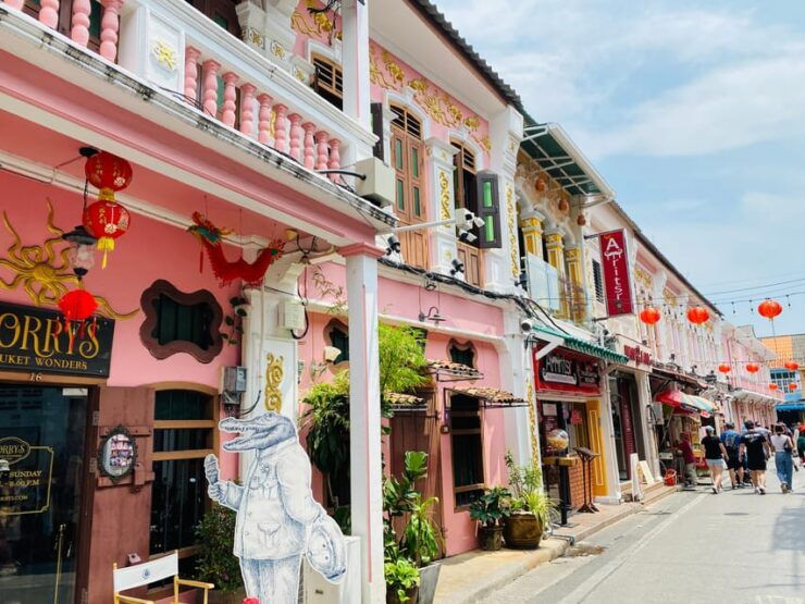 Phuket: Guided Tour of Phuket City With Hotel Transfers - Key Points