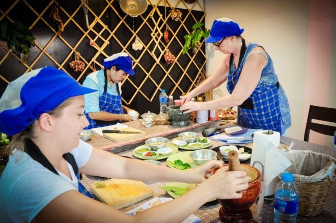 Phuket: Half Day Easy Thai Cooking Class & Local Market Tour - Sample Menu