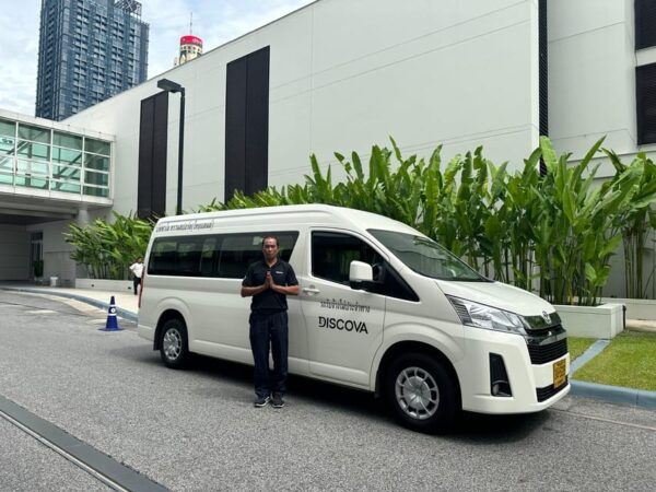 Phuket: Hotel Transfer to Phuket Airport by Van and WiFi - Break Down