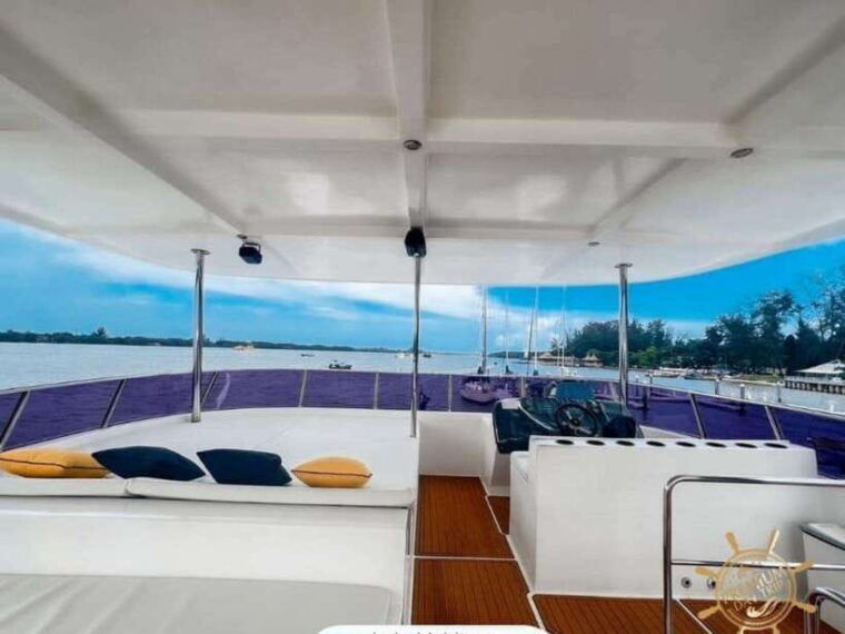 Phuket: James Bond Island Canoeing & Sunset Yacht Dinner - Included Amenities