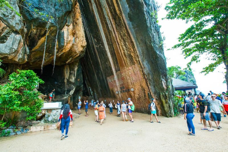 Phuket James Bond Island Full-Day Tour with Kayaking - James Bond Island is a photo stop, not a beach day